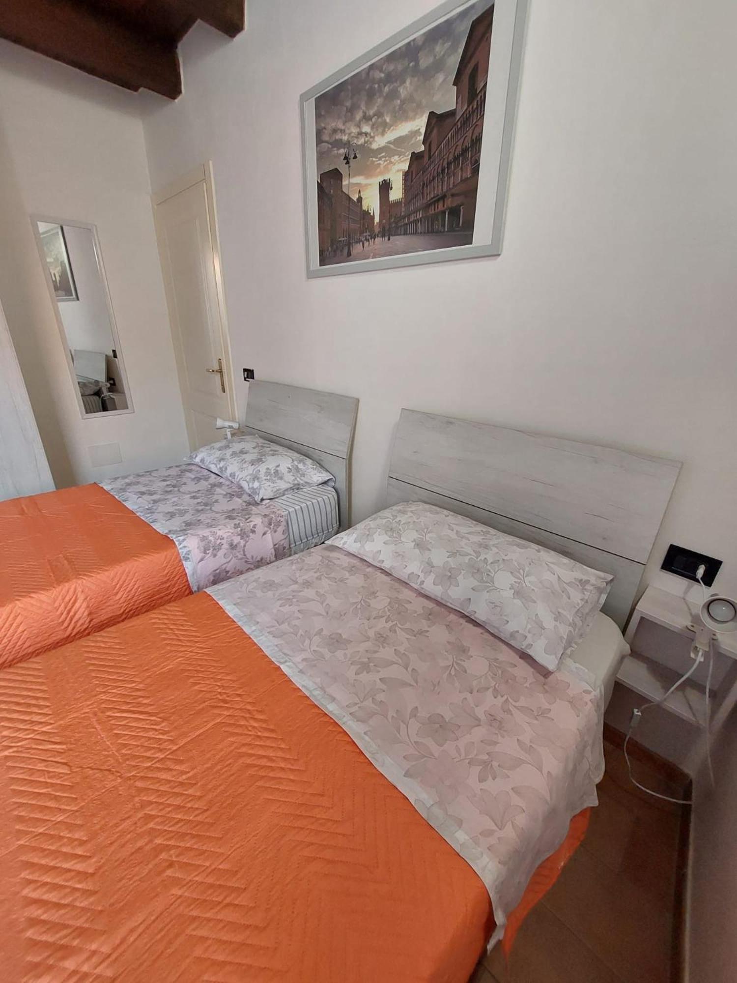 Hotel Dodo'S House Ferrara Exterior foto